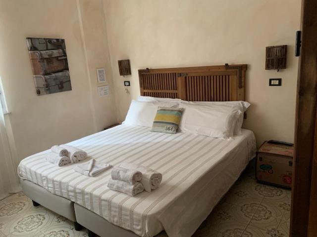 L'Antico Borgo Elena Noli Hotel Exterior photo